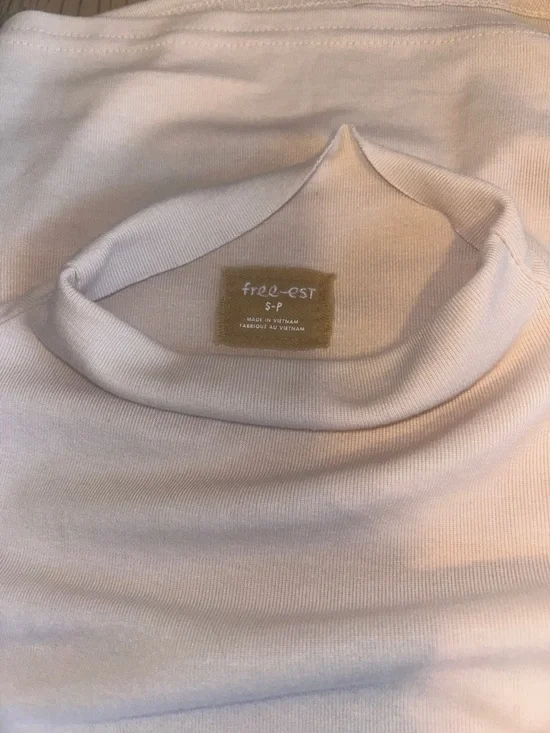 Good Feel 2 Piece sleeveless Top & Maxi Skirt - Picture 4 of 8